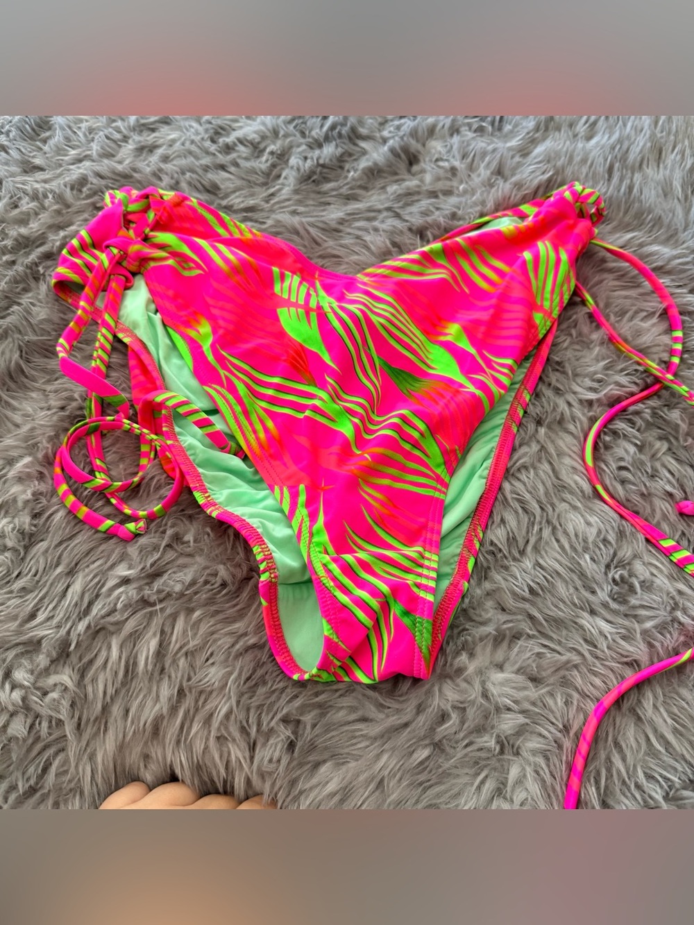 Curvy Beach heatwave side tie bottom 2x